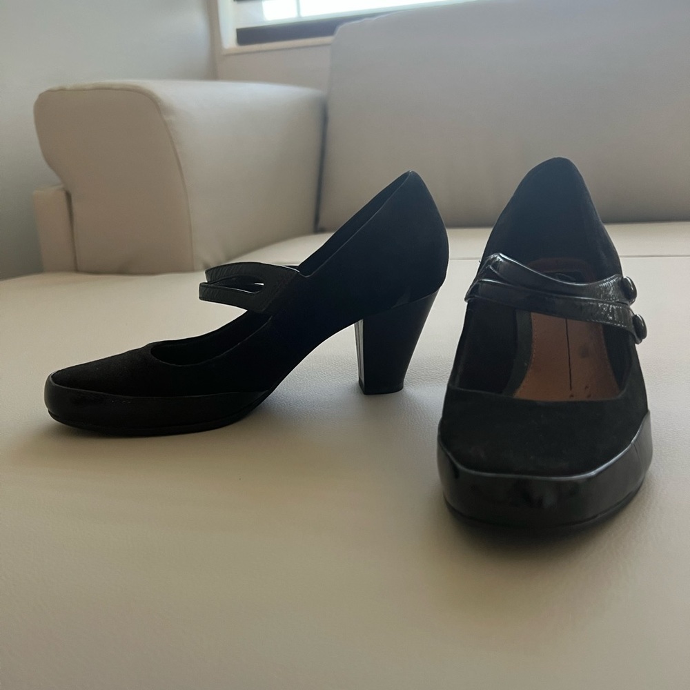 Black heels